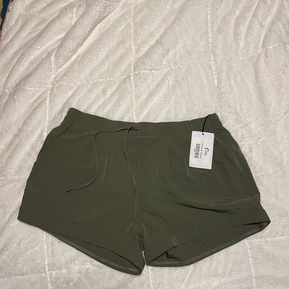 XL Zyia Olive Summer Shorts - Picture 1 of 7